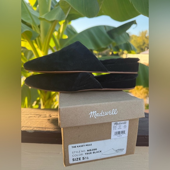 Madewell Black Fur-Lined Slippers - Picture 2 of 4